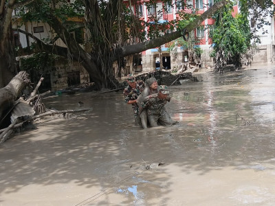  बाढी प्रभावितको उद्धार रातभर जारी रहन्छ, थप ६५६ फौज तयारी अवस्थामाः नेपाली सेना 