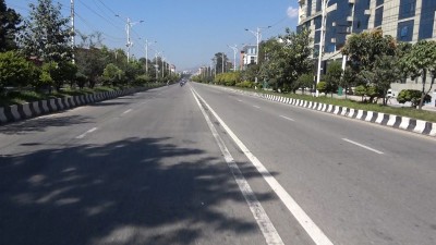  तिहारको तेस्रो दिन : सुनसान देखिए उपत्यकाका सडक 