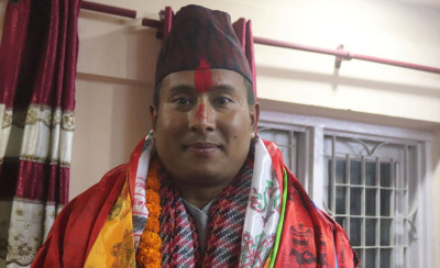  मन्त्री बज्राचार्यद्वारा पद तथा गोपनीयताको सपथ 
