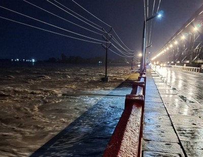  सप्तकोशी नदीमा पानीको बहाव ५६ वर्षयताकै उच्च, सतर्कता अपनाउन अनुरोध  