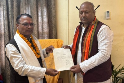  मधेस प्रदेशका पूर्वमुख्यमन्त्री सिंहद्वारा राजीनामा 