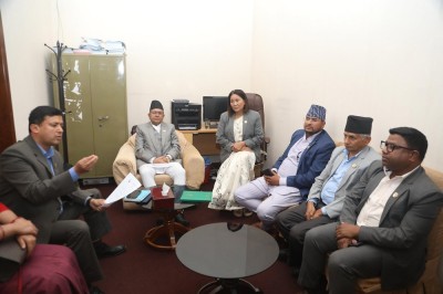  संसद्‌को गतिरोध हटाउन सभामुखको पहल, दलका प्रमुख सचेतकहरूसँग छलफल 