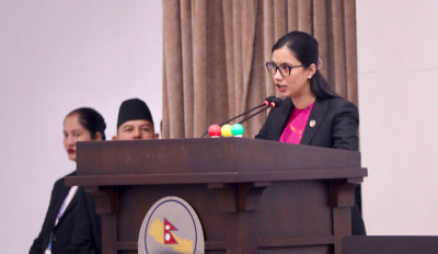  सार्वजनिक पदाधिकारीको पदमुक्तिसम्बन्धी कानुनी रिक्तता हटाउन विधेयक ल्याइएको हो : कानुनमन्त्री गौतम 