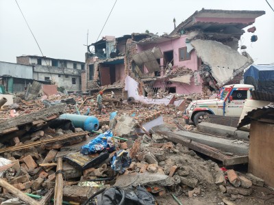  शनिबार र आईतबार उपत्यकाका चार स्थानमा भत्काइयो अतिक्रमित १२ सय बढी घरटहरा 