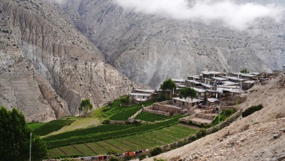  हिउँदयाममा बाँसस्थान फेरिएको मुस्ताङको साङ्ता गाउँ 