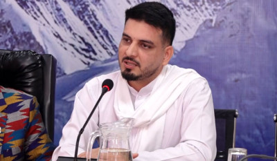  ‘विपद्पछिको सडक सञ्जाल पुनःस्थापनाका लागि तीव्र रुपमा काम भइरहेको छ’ 