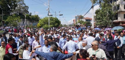  शिक्षक आन्दोलनको २१ औं दिन : प्याकेजमै निकास खोजिँदै 