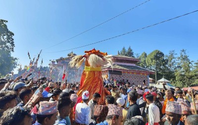  कांग्रेस देउवा दम्पती उग्रतारा मेलामा सहभागी, वेद विद्याश्रम निर्माणको प्रयास गर्ने प्रतिबद्धता 