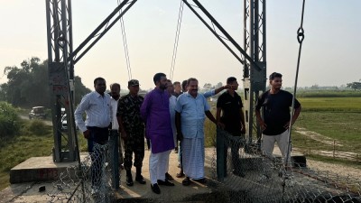  खानेपानी मन्त्री यादवद्वारा भेडाहा खोला बाढी प्रभावित क्षेत्रको निरीक्षण 