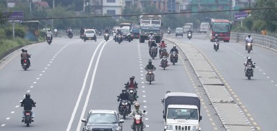  दसैँमा उपत्यका छाडेर घर जानेको संख्या ह्वात्तै बढ्यो, सुनसान बन्दै काठमाडौं 