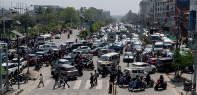  शिक्षक र राप्रपाको आन्दोलनका कारण यातायात अस्तव्यस्त, सर्वसाधारणलाई सास्ती 