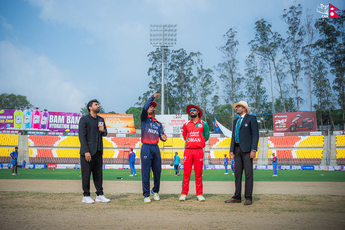 नेपाल र ओमानबीचको खेल सुरु, टस जितेर पहिले ब्याटिङ गर्दै नेपाल