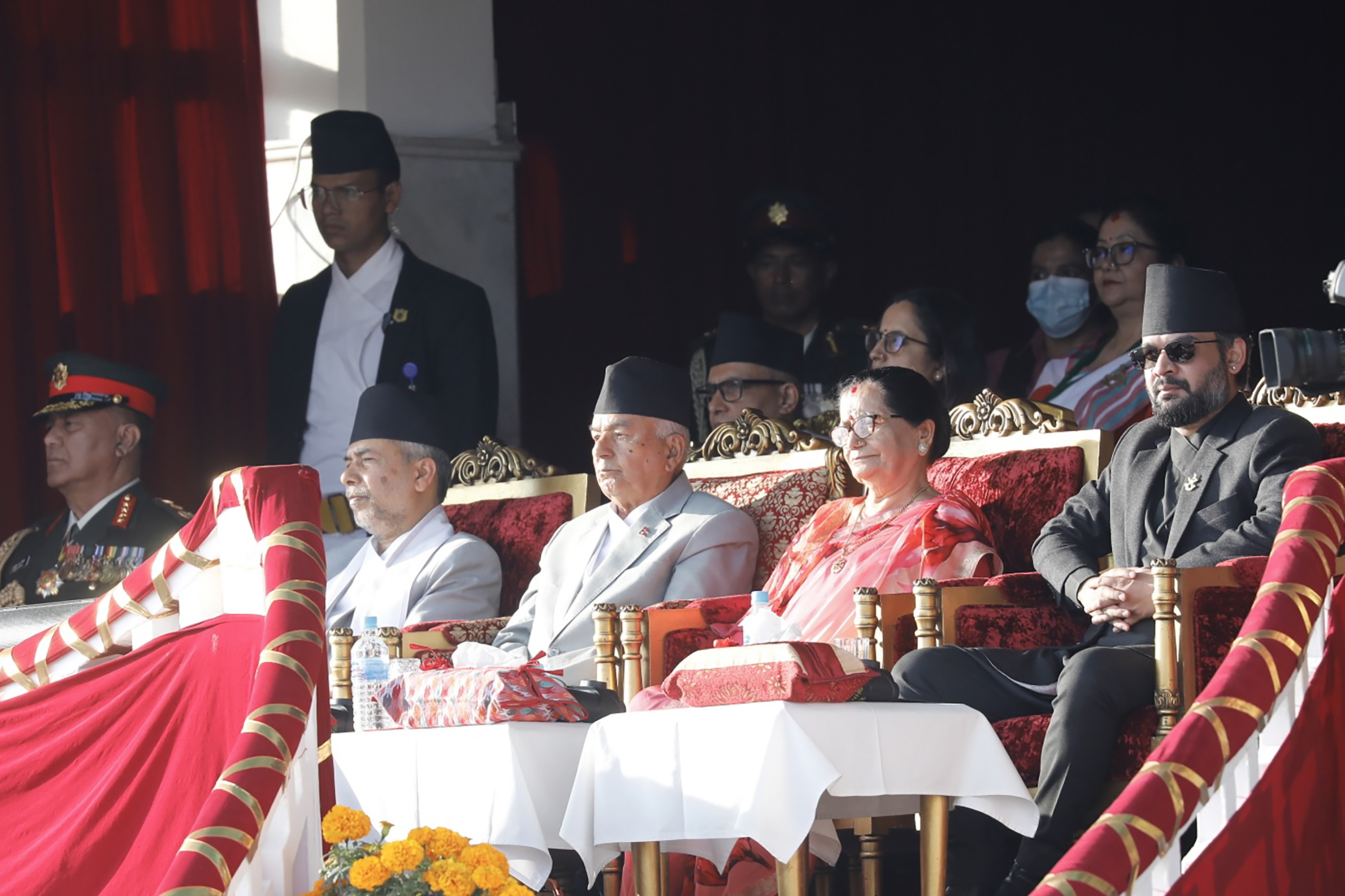 सैनिक मञ्च टुँडिखेलमा फूलपाती बढाइँ
