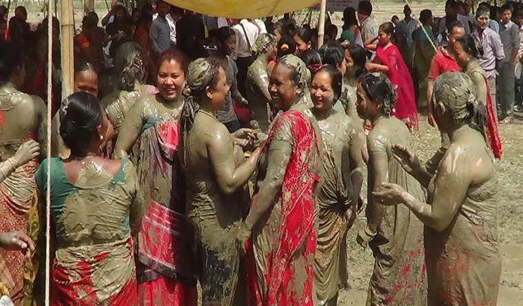  मिथिला क्षेत्रमा ‘जुडशीतल’ पर्वको चहलपहल सुरु 